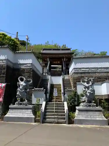 妙音寺の像