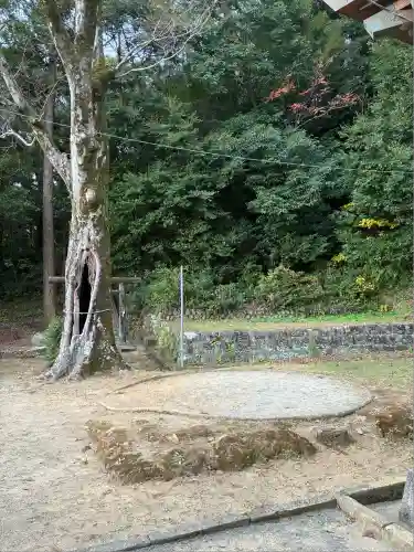 豊由氣神社　(静岡県)