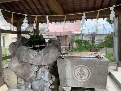 闇無浜神社の手水舎