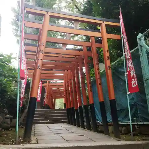 花園稲荷神社の鳥居