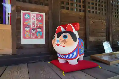 滑川神社 - 仕事と子どもの守り神の狛犬