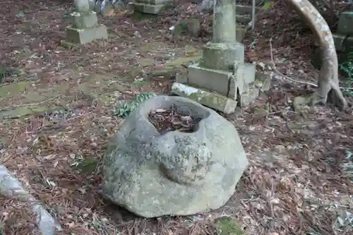 二柱神社の手水舎