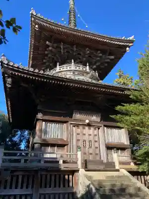 霊山寺の{uncategorized: "未分類", other: "その他", undefined: "問題あり", building: "その他建物", grave: "お墓", sacred_gate: "鳥居", guardian: "狛犬", statue: "像", buddha: "仏像", history: "歴史", nature: "自然", garden: "庭園", animal: "動物", pagoda: "塔", temizu: "手水舎", mountain_gate: "山門・神門", sanctuary: "本殿・本堂", subordinate: "末社・摂社", art: "芸術", scenery: "景色", jizo: "地蔵", ema: "絵馬", goshuin: "御朱印", omikuji: "おみくじ", items: "授与品その他", amulet: "お守り", goshuincho: "御朱印帳", eats: "食事", festival: "お祭り", votive_dance: "神楽", shichigosan: "七五三参", wedding: "結婚式", experience: "体験その他", initially: "初詣", around: "周辺", anti_infection: "感染症対策"}