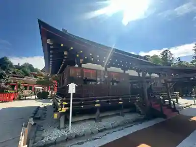 賀茂別雷神社（上賀茂神社）の{uncategorized: "未分類", other: "その他", undefined: "問題あり", building: "その他建物", grave: "お墓", sacred_gate: "鳥居", guardian: "狛犬", statue: "像", buddha: "仏像", history: "歴史", nature: "自然", garden: "庭園", animal: "動物", pagoda: "塔", temizu: "手水舎", mountain_gate: "山門・神門", sanctuary: "本殿・本堂", subordinate: "末社・摂社", art: "芸術", scenery: "景色", jizo: "地蔵", ema: "絵馬", goshuin: "御朱印", omikuji: "おみくじ", items: "授与品その他", amulet: "お守り", goshuincho: "御朱印帳", eats: "食事", festival: "お祭り", votive_dance: "神楽", shichigosan: "七五三参", wedding: "結婚式", experience: "体験その他", initially: "初詣", around: "周辺", anti_infection: "感染症対策"}