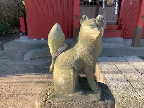 飯奈里神社の狛犬