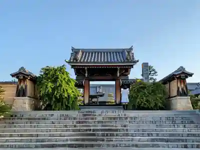 利海寺の山門・神門