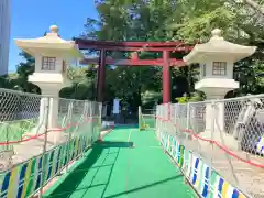 東郷神社の鳥居