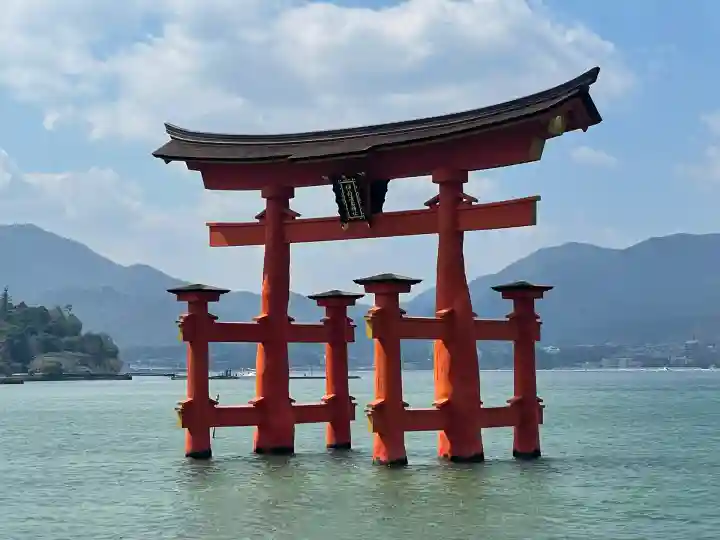 厳島神社(広島県広電宮島口駅)の投稿(1回目)。厳島神社 広島県