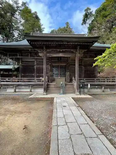 本山寺の本殿