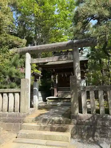 意富比神社の{uncategorized: "未分類", other: "その他", undefined: "問題あり", building: "その他建物", grave: "お墓", sacred_gate: "鳥居", guardian: "狛犬", statue: "像", buddha: "仏像", history: "歴史", nature: "自然", garden: "庭園", animal: "動物", pagoda: "塔", temizu: "手水舎", mountain_gate: "山門・神門", sanctuary: "本殿・本堂", subordinate: "末社・摂社", art: "芸術", scenery: "景色", jizo: "地蔵", ema: "絵馬", goshuin: "御朱印", omikuji: "おみくじ", items: "授与品その他", amulet: "お守り", goshuincho: "御朱印帳", eats: "食事", festival: "お祭り", votive_dance: "神楽", shichigosan: "七五三参", wedding: "結婚式", experience: "体験その他", initially: "初詣", around: "周辺", anti_infection: "感染症対策"}