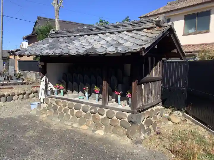 三十三観音堂(堀田地区)の本殿・本堂