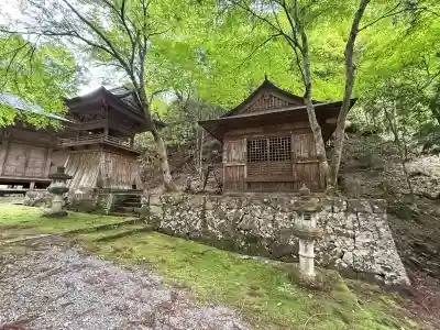 瑠璃寺の{uncategorized: "未分類", other: "その他", undefined: "問題あり", building: "その他建物", grave: "お墓", sacred_gate: "鳥居", guardian: "狛犬", statue: "像", buddha: "仏像", history: "歴史", nature: "自然", garden: "庭園", animal: "動物", pagoda: "塔", temizu: "手水舎", mountain_gate: "山門・神門", sanctuary: "本殿・本堂", subordinate: "末社・摂社", art: "芸術", scenery: "景色", jizo: "地蔵", ema: "絵馬", goshuin: "御朱印", omikuji: "おみくじ", items: "授与品その他", amulet: "お守り", goshuincho: "御朱印帳", eats: "食事", festival: "お祭り", votive_dance: "神楽", shichigosan: "七五三参", wedding: "結婚式", experience: "体験その他", initially: "初詣", around: "周辺", anti_infection: "感染症対策"}