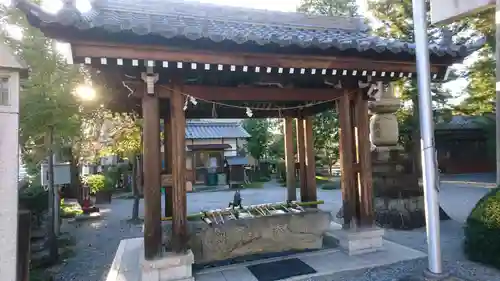 西宮神社の手水舎