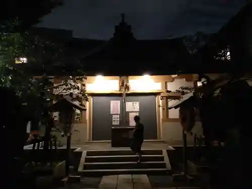 穏田神社の本殿・本堂