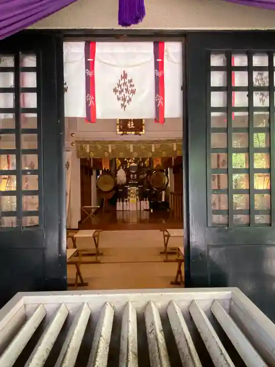 上目黒氷川神社の本殿・本堂