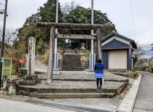 白山神社の鳥居