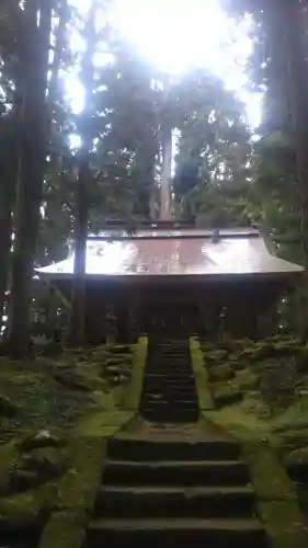 高倉神社の本殿・本堂