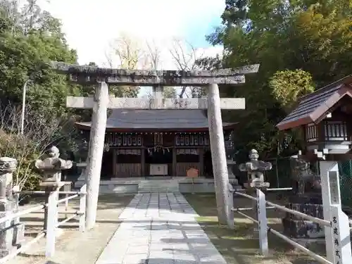 大鳥美波比神社（大鳥大社境内摂社）の鳥居