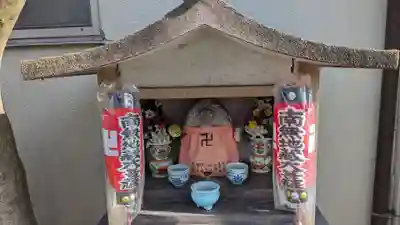 紫野上野町南無地蔵大菩薩の本殿・本堂