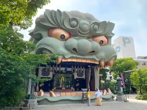 難波八阪神社の狛犬