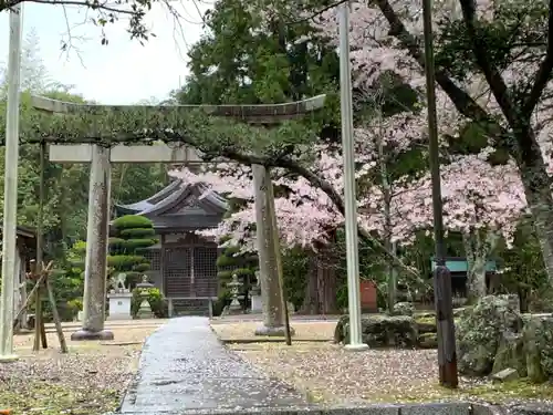 萩原大歳社の鳥居