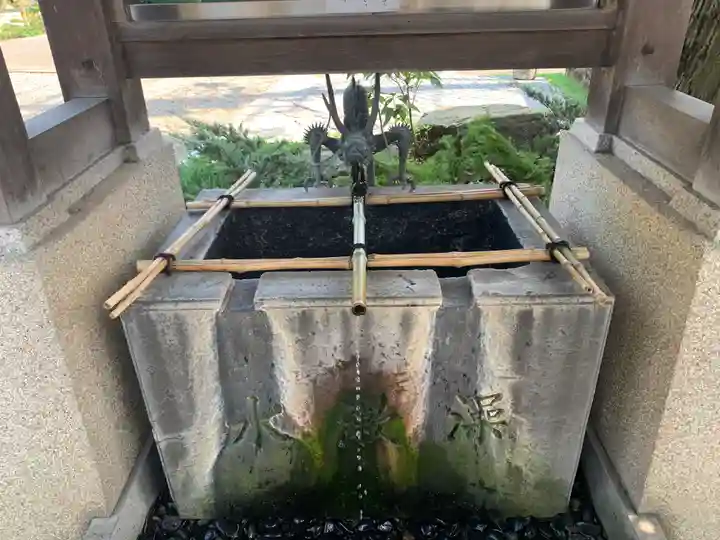 行田八幡神社の手水舎