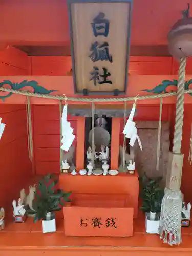 冠稲荷神社の本殿・本堂