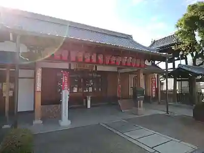 壬生寺の本殿・本堂