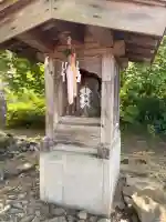 神明社の{uncategorized: "未分類", other: "その他", undefined: "問題あり", building: "その他建物", grave: "お墓", sacred_gate: "鳥居", guardian: "狛犬", statue: "像", buddha: "仏像", history: "歴史", nature: "自然", garden: "庭園", animal: "動物", pagoda: "塔", temizu: "手水舎", mountain_gate: "山門・神門", sanctuary: "本殿・本堂", subordinate: "末社・摂社", art: "芸術", scenery: "景色", jizo: "地蔵", ema: "絵馬", goshuin: "御朱印", omikuji: "おみくじ", items: "授与品その他", amulet: "お守り", goshuincho: "御朱印帳", eats: "食事", festival: "お祭り", votive_dance: "神楽", shichigosan: "七五三参", wedding: "結婚式", experience: "体験その他", initially: "初詣", around: "周辺", anti_infection: "感染症対策"}