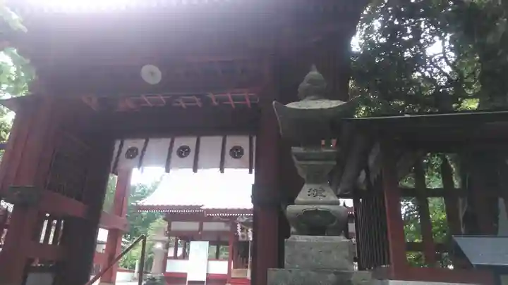 妻垣神社の山門・神門