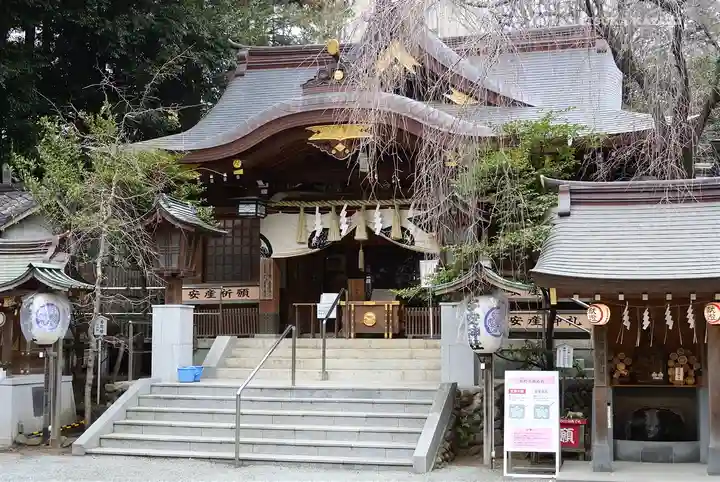 子安神社の本殿・本堂