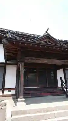 龍傳寺の本殿・本堂
