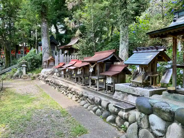 針綱神社の末社・摂社