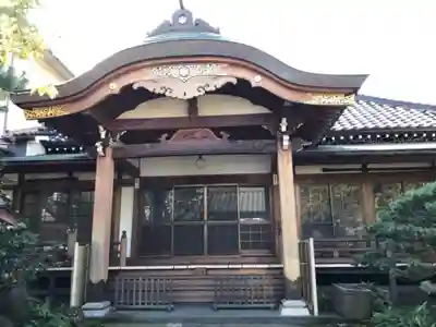 玉鳳寺の本殿・本堂