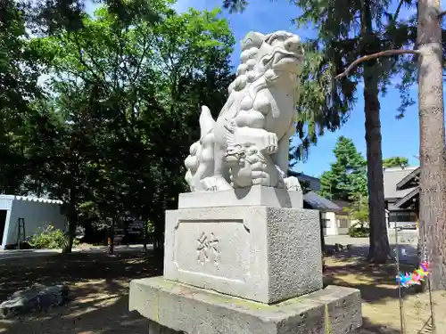 下川神社の狛犬