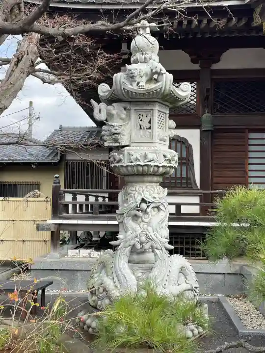 廣龍寺の{uncategorized: "未分類", other: "その他", undefined: "問題あり", building: "その他建物", grave: "お墓", sacred_gate: "鳥居", guardian: "狛犬", statue: "像", buddha: "仏像", history: "歴史", nature: "自然", garden: "庭園", animal: "動物", pagoda: "塔", temizu: "手水舎", mountain_gate: "山門・神門", sanctuary: "本殿・本堂", subordinate: "末社・摂社", art: "芸術", scenery: "景色", jizo: "地蔵", ema: "絵馬", goshuin: "御朱印", omikuji: "おみくじ", items: "授与品その他", amulet: "お守り", goshuincho: "御朱印帳", eats: "食事", festival: "お祭り", votive_dance: "神楽", shichigosan: "七五三参", wedding: "結婚式", experience: "体験その他", initially: "初詣", around: "周辺", anti_infection: "感染症対策"}