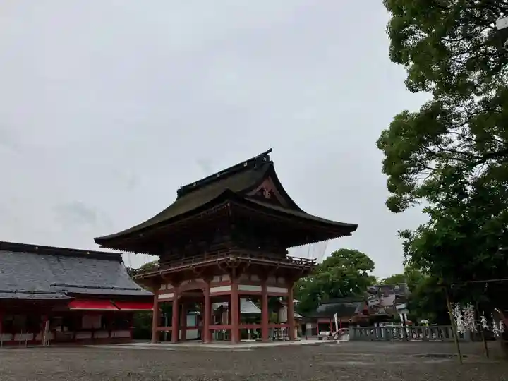 津島神社の山門・神門