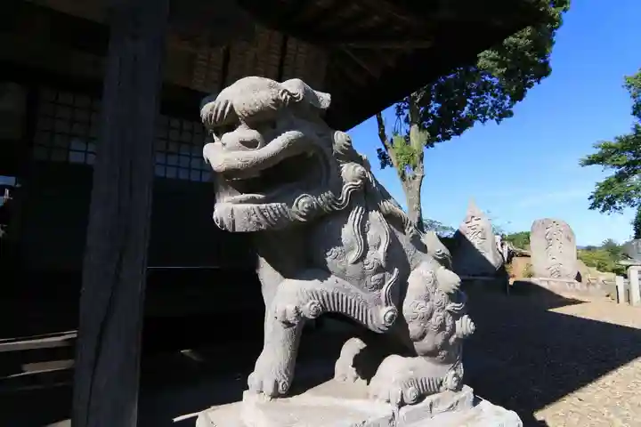 長屋神社の狛犬