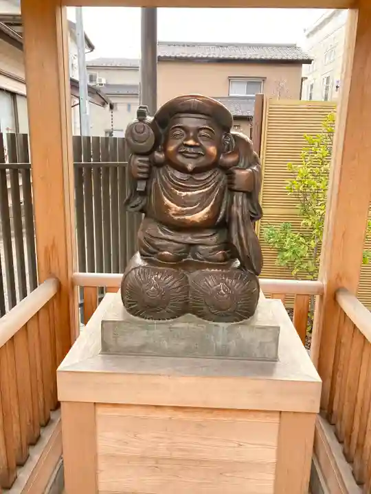 出雲大社埼玉分院の像