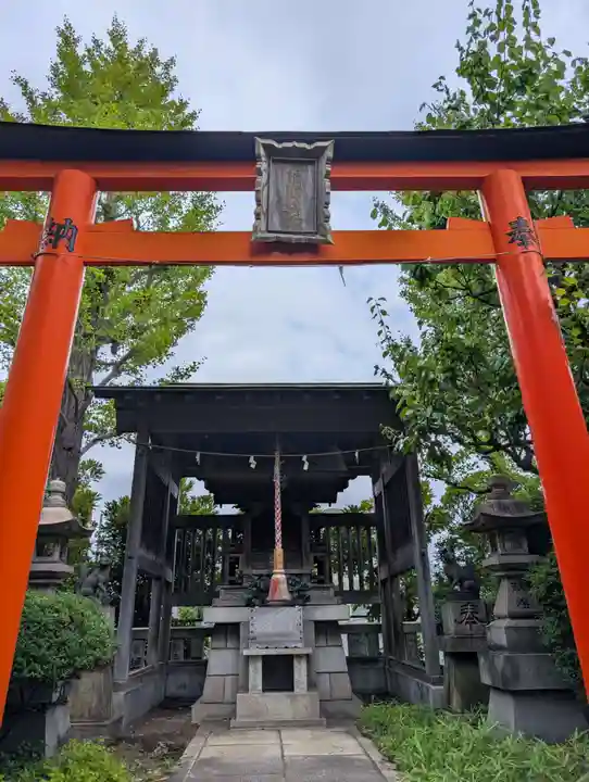 中央市場稲荷社(神奈川県)