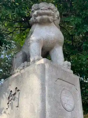 諏訪神社の狛犬