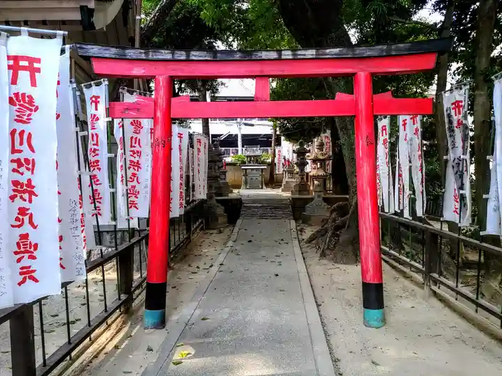 御霊神社の末社・摂社