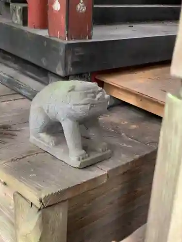 平田神社の狛犬