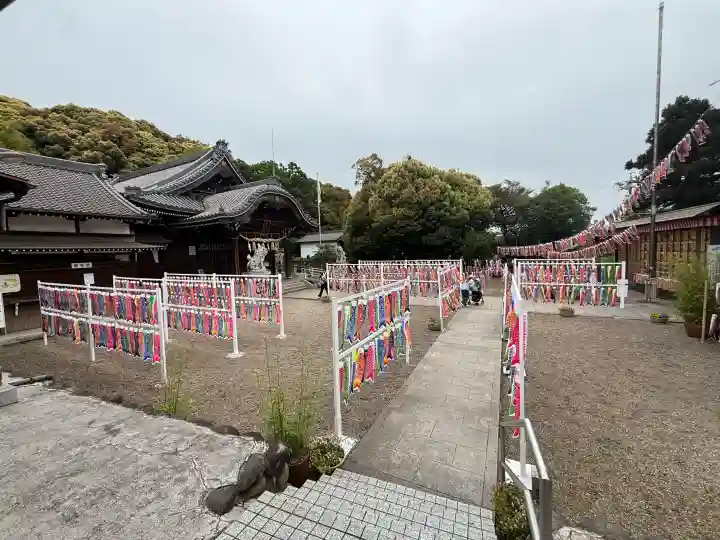 東海市熊野神社の{uncategorized: "未分類", other: "その他", undefined: "問題あり", building: "その他建物", grave: "お墓", sacred_gate: "鳥居", guardian: "狛犬", statue: "像", buddha: "仏像", history: "歴史", nature: "自然", garden: "庭園", animal: "動物", pagoda: "塔", temizu: "手水舎", mountain_gate: "山門・神門", sanctuary: "本殿・本堂", subordinate: "末社・摂社", art: "芸術", scenery: "景色", jizo: "地蔵", ema: "絵馬", goshuin: "御朱印", omikuji: "おみくじ", items: "授与品その他", amulet: "お守り", goshuincho: "御朱印帳", eats: "食事", festival: "お祭り", votive_dance: "神楽", shichigosan: "七五三参", wedding: "結婚式", experience: "体験その他", initially: "初詣", around: "周辺", anti_infection: "感染症対策"}
