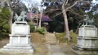 伊弉子神社の狛犬