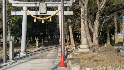 白鳥神社の{uncategorized: "未分類", other: "その他", undefined: "問題あり", building: "その他建物", grave: "お墓", sacred_gate: "鳥居", guardian: "狛犬", statue: "像", buddha: "仏像", history: "歴史", nature: "自然", garden: "庭園", animal: "動物", pagoda: "塔", temizu: "手水舎", mountain_gate: "山門・神門", sanctuary: "本殿・本堂", subordinate: "末社・摂社", art: "芸術", scenery: "景色", jizo: "地蔵", ema: "絵馬", goshuin: "御朱印", omikuji: "おみくじ", items: "授与品その他", amulet: "お守り", goshuincho: "御朱印帳", eats: "食事", festival: "お祭り", votive_dance: "神楽", shichigosan: "七五三参", wedding: "結婚式", experience: "体験その他", initially: "初詣", around: "周辺", anti_infection: "感染症対策"}