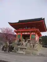 清水寺の山門・神門