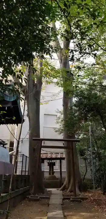 小岩神社の鳥居