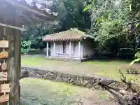 冨崎観音堂の{uncategorized: "未分類", other: "その他", undefined: "問題あり", building: "その他建物", grave: "お墓", sacred_gate: "鳥居", guardian: "狛犬", statue: "像", buddha: "仏像", history: "歴史", nature: "自然", garden: "庭園", animal: "動物", pagoda: "塔", temizu: "手水舎", mountain_gate: "山門・神門", sanctuary: "本殿・本堂", subordinate: "末社・摂社", art: "芸術", scenery: "景色", jizo: "地蔵", ema: "絵馬", goshuin: "御朱印", omikuji: "おみくじ", items: "授与品その他", amulet: "お守り", goshuincho: "御朱印帳", eats: "食事", festival: "お祭り", votive_dance: "神楽", shichigosan: "七五三参", wedding: "結婚式", experience: "体験その他", initially: "初詣", around: "周辺", anti_infection: "感染症対策"}