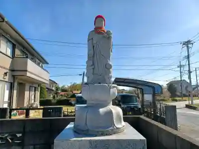 法雲寺の{uncategorized: "未分類", other: "その他", undefined: "問題あり", building: "その他建物", grave: "お墓", sacred_gate: "鳥居", guardian: "狛犬", statue: "像", buddha: "仏像", history: "歴史", nature: "自然", garden: "庭園", animal: "動物", pagoda: "塔", temizu: "手水舎", mountain_gate: "山門・神門", sanctuary: "本殿・本堂", subordinate: "末社・摂社", art: "芸術", scenery: "景色", jizo: "地蔵", ema: "絵馬", goshuin: "御朱印", omikuji: "おみくじ", items: "授与品その他", amulet: "お守り", goshuincho: "御朱印帳", eats: "食事", festival: "お祭り", votive_dance: "神楽", shichigosan: "七五三参", wedding: "結婚式", experience: "体験その他", initially: "初詣", around: "周辺", anti_infection: "感染症対策"}